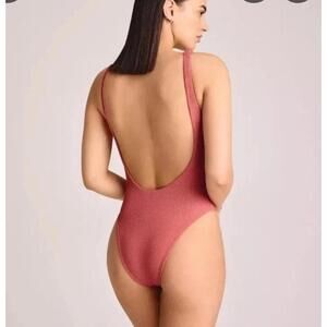 Vitamin A Ribbed Soft Rust Pink One-Piece Swimsuit Size Large NWOT
